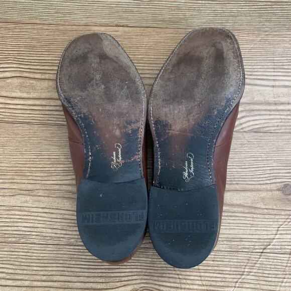 The Florsheim Shoe Men's Loafers Size 10.5 B Brown Leather Slip On Shoes - Picture 9 of 12